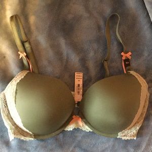 Victoria secret Dream angel push up bra 36d
